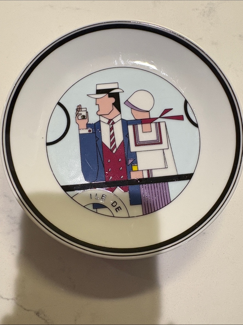 Set of 4 Decorative Ceramic Plates - Retro Graphic Couple Scenes - Picture 5 of 6